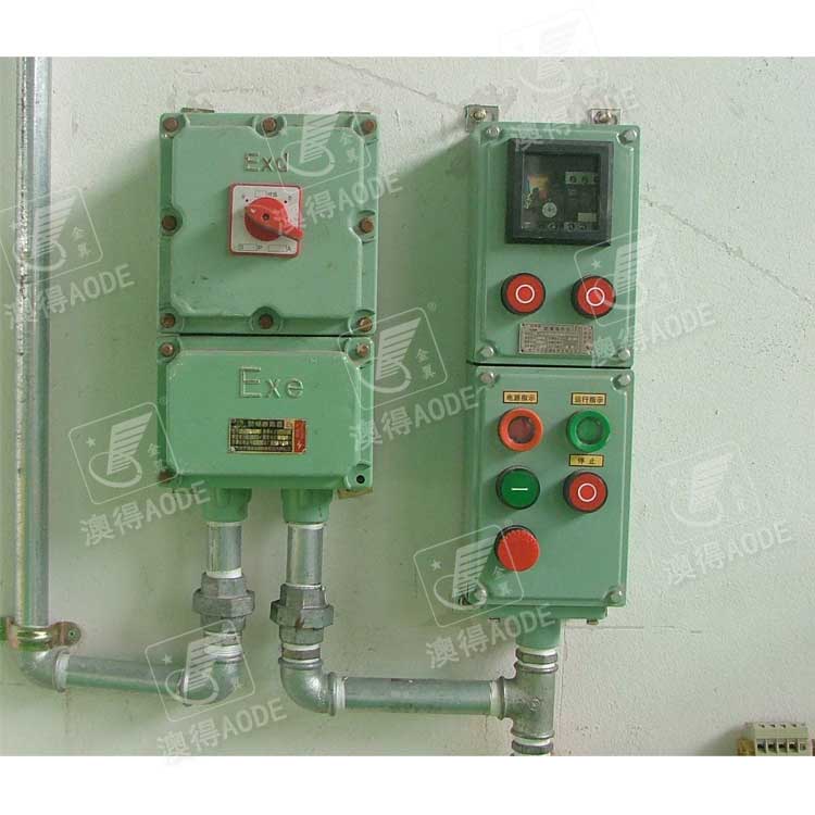 防(fang)爆操作柱