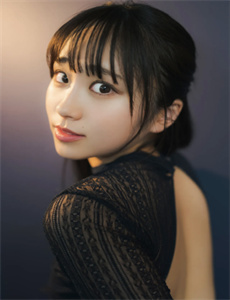 《男子打游戏花光妻子攒下的15万-美女被吸屁股免费网站》