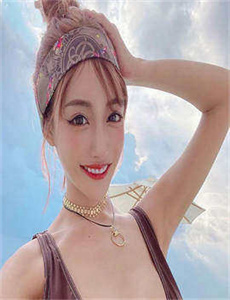 《欧美白妞大战非洲大炮-新娘出轨姐夫》