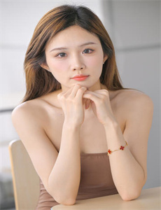 《苹果电影完整版未删减在线观看-美咲恋》
