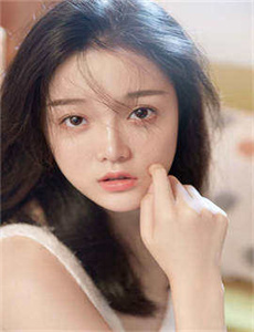 《性感美女131-久久久精品理论A级A片》